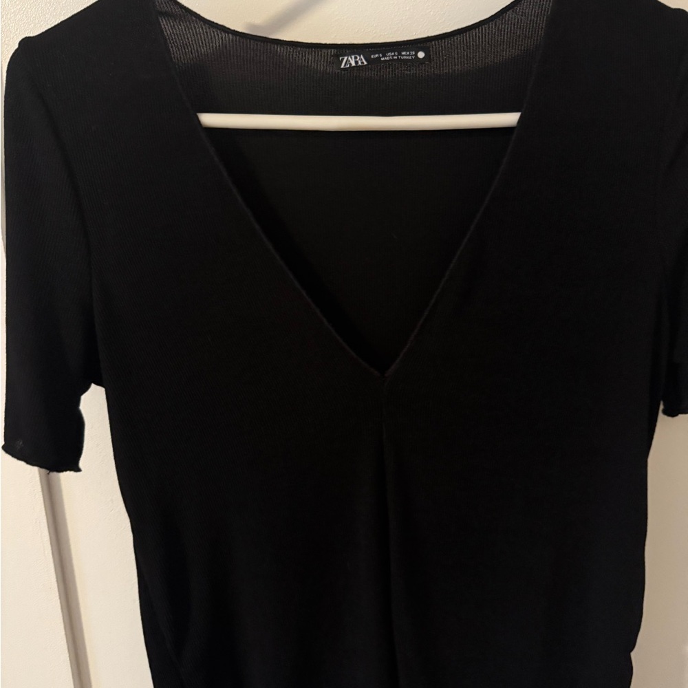 Zara Classic Black Short Sleeve Top